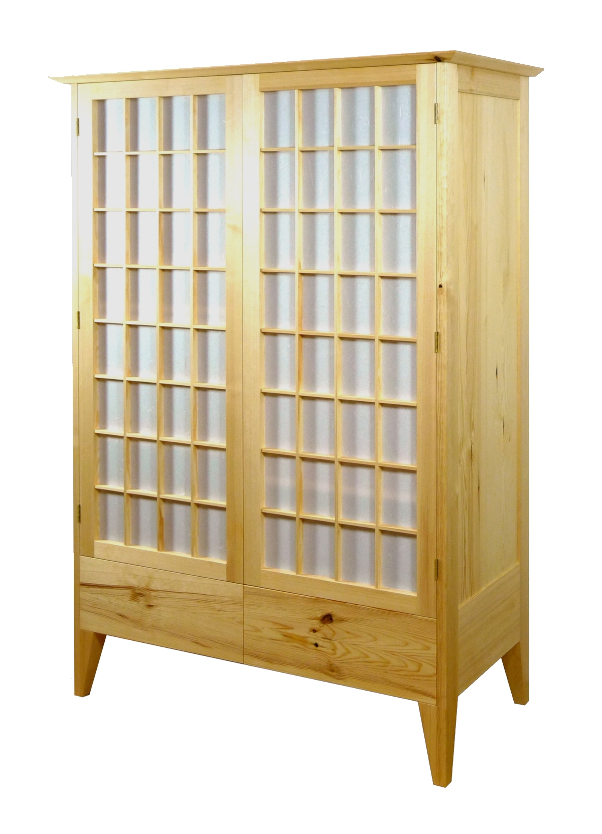 Kleiderschrank in Kiefer und Papier in Gesamtansicht (© Tischlerei Andreas Degner)